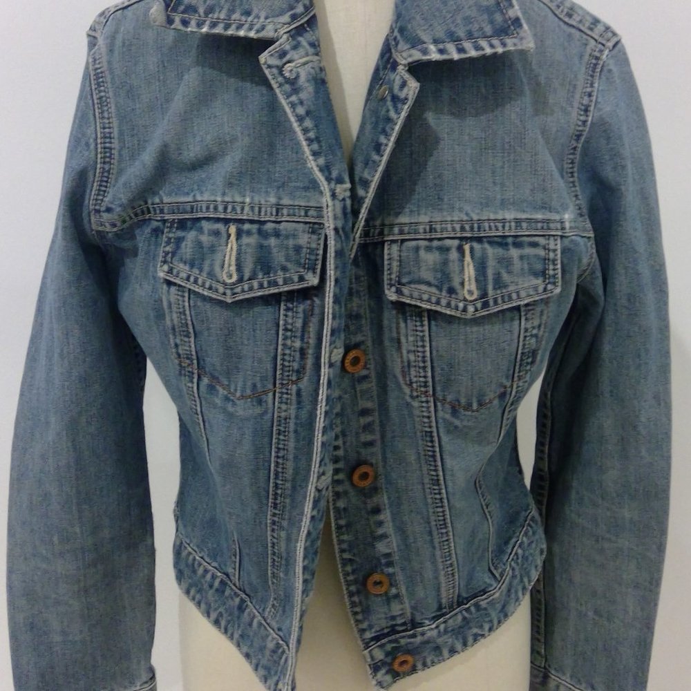 Gap Denim Jean Jacket Small